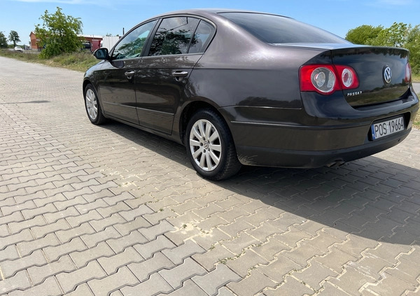 Volkswagen Passat cena 13900 przebieg: 252124, rok produkcji 2006 z Konin małe 106